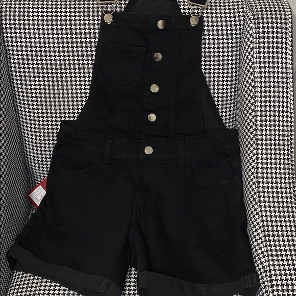 NWT Black Overalls Short Style - Picture 3 of 4